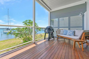 Valentine Views Lakefront Tranquility with Private Jetty